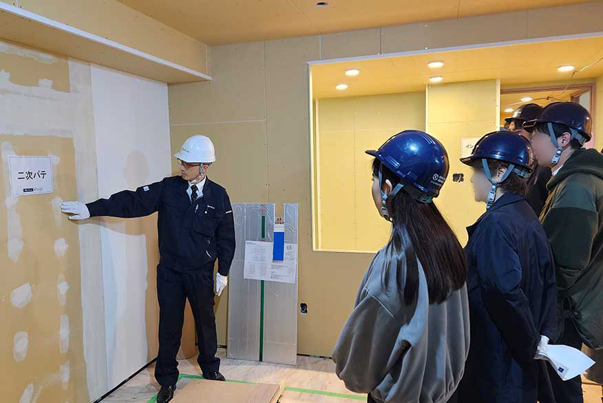 内装工事の仕上げ